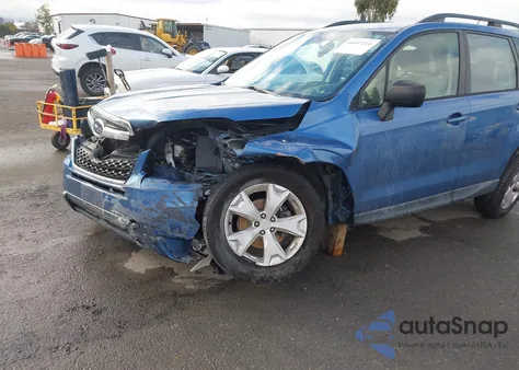 2015 Subaru Forester 2.5I z USA, uszkodzony, nr VIN JF2SJABC0FH499462